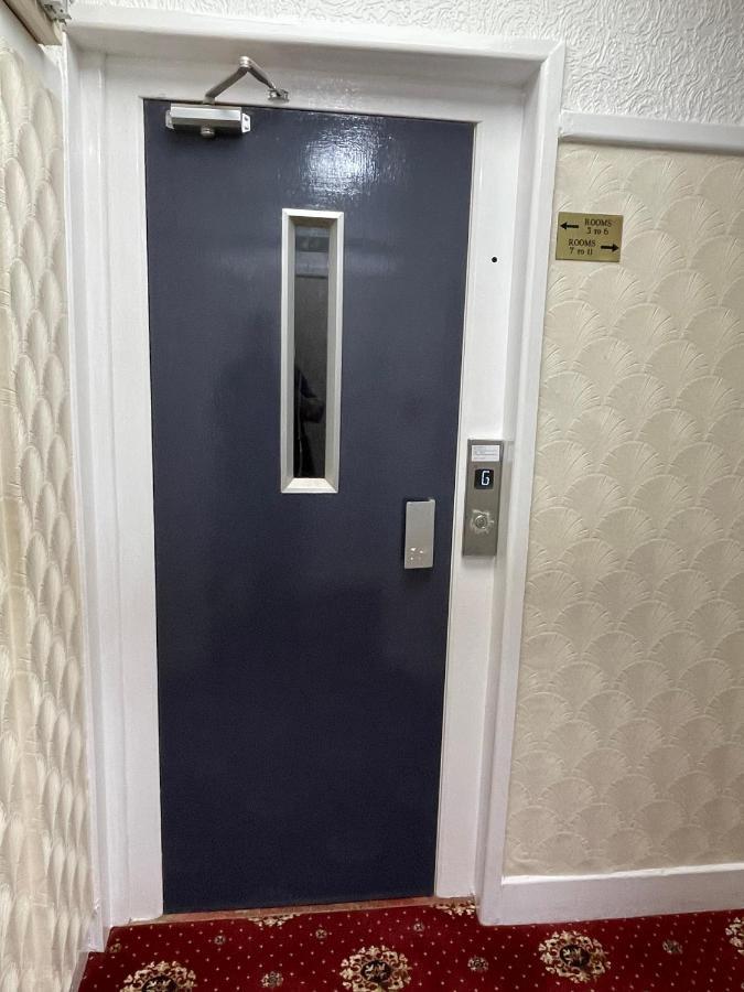Hotel Oyo Queens Hotel, Skegness
