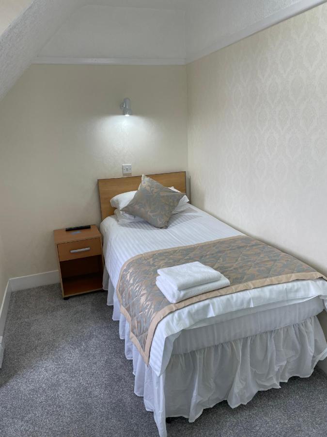 Oyo Queens Hotel, Skegness 3*
