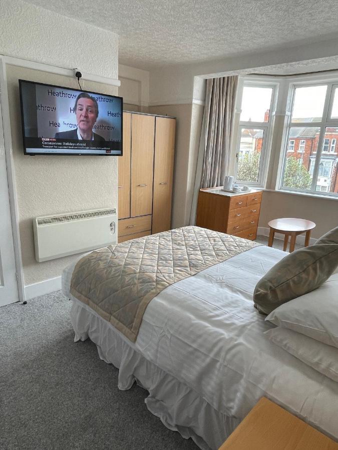 Hotel Oyo Queens Hotel, Skegness 3*