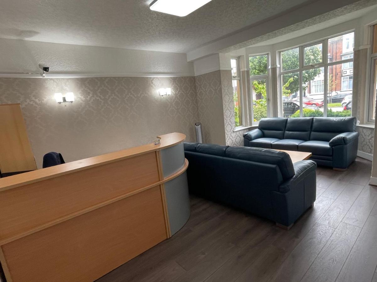 Oyo Queens Hotel, Skegness 3* Skegness