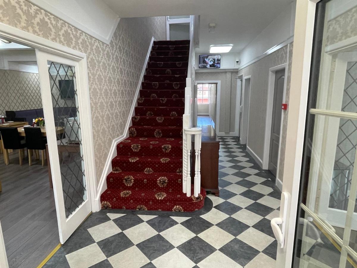 Oyo Queens Hotel, Skegness 3* Skegness
