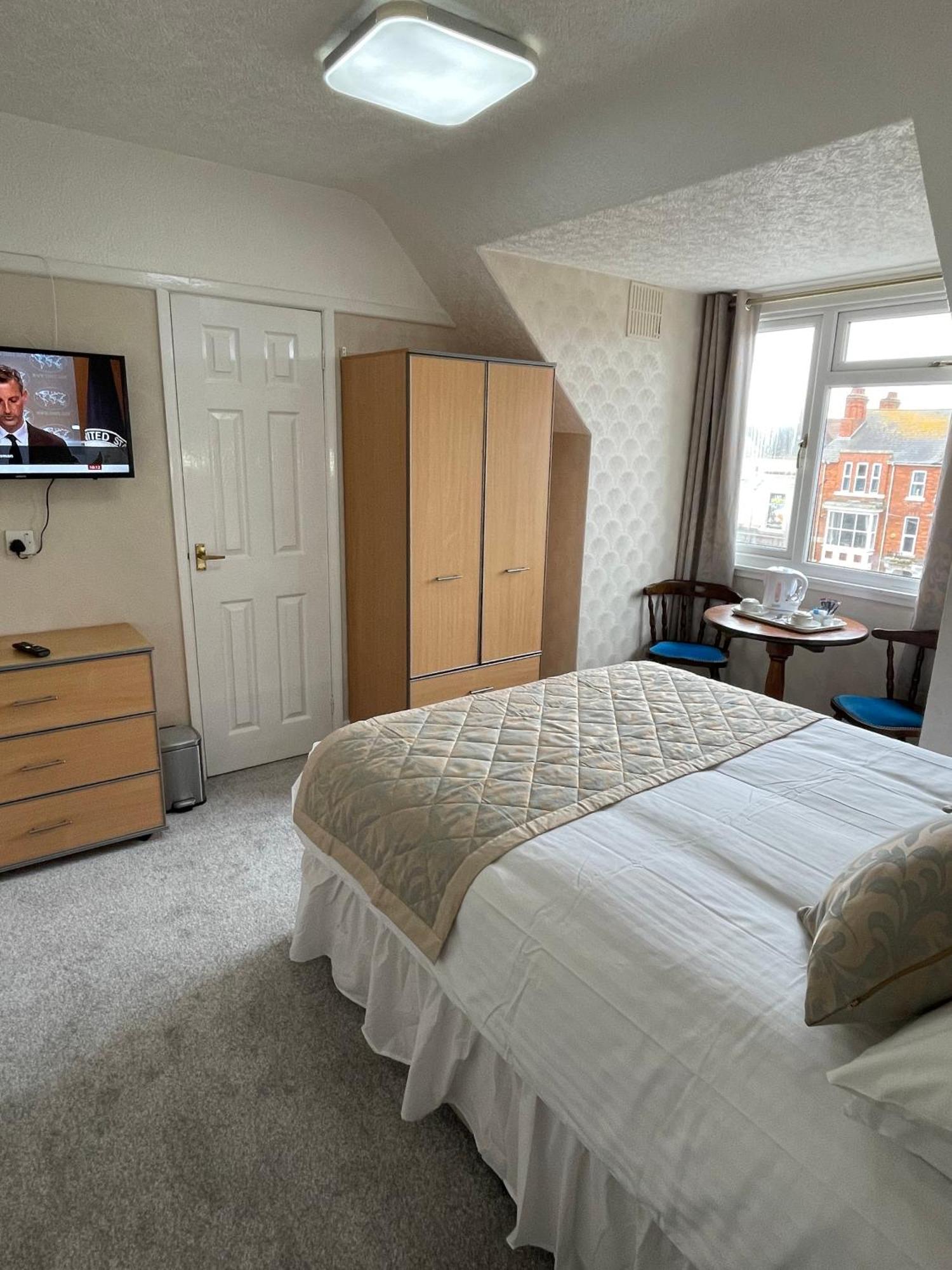 Hotel Oyo Queens Hotel, Skegness