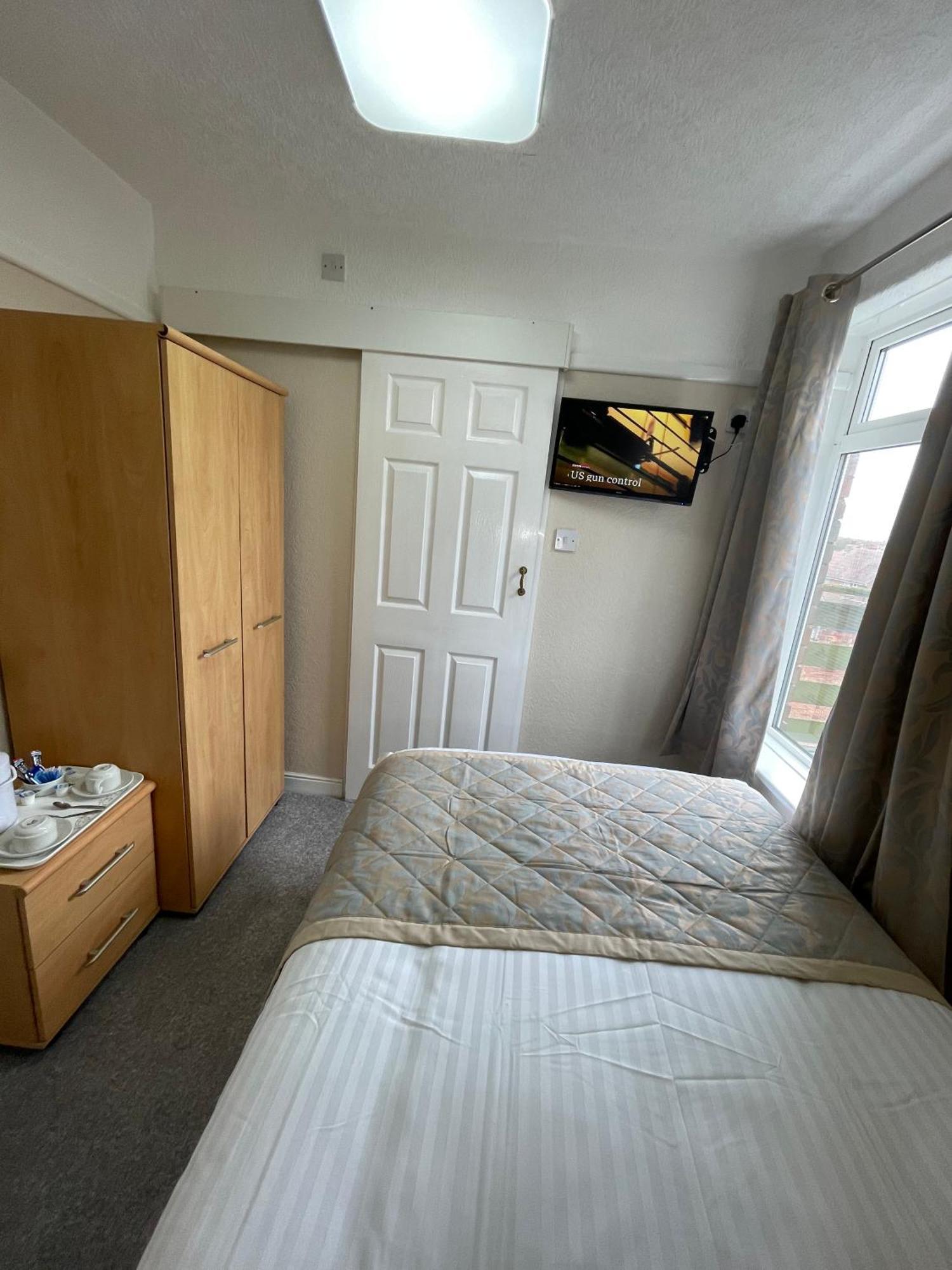 Hotel Oyo Queens Hotel, Skegness