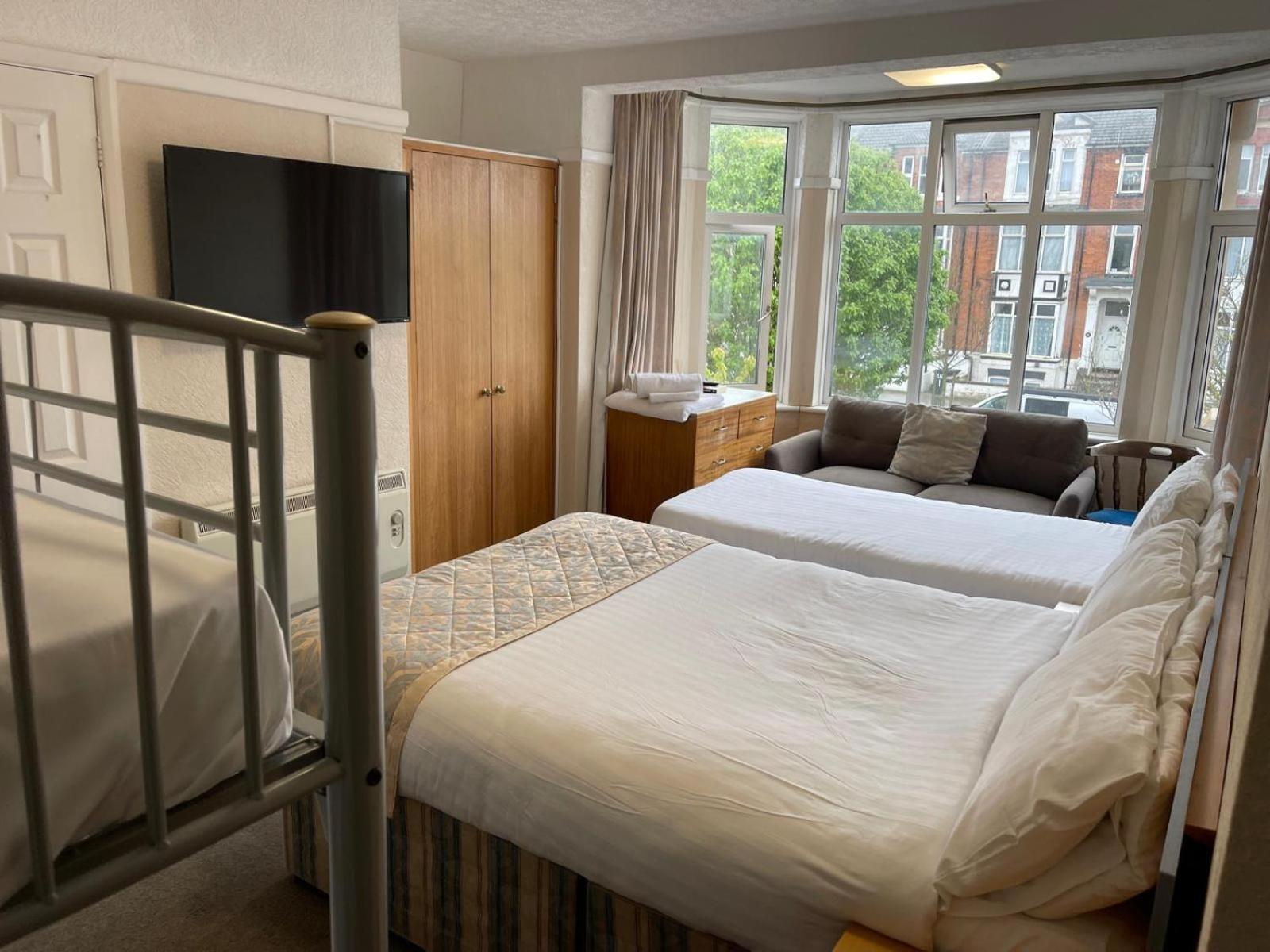 Hotel Oyo Queens Hotel, Skegness 3*